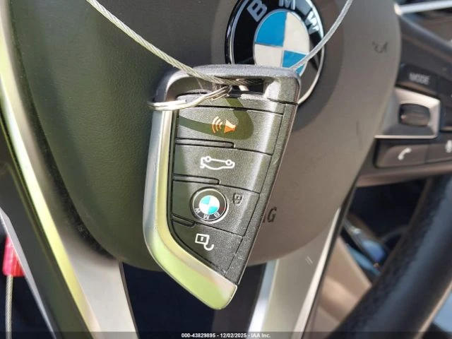 BMW X3 ПОДГРЕВ* КАМЕРА* КЕЙЛЕС* LANE* ASSIST, снимка 10 - Автомобили и джипове - 53728316
