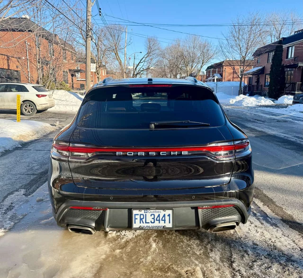 Porsche Macan * AWD * ПОДГРЕВ / ОБДУХВАНЕ / 360 / ДИСТРОНИК , снимка 3 - Автомобили и джипове - 53715374