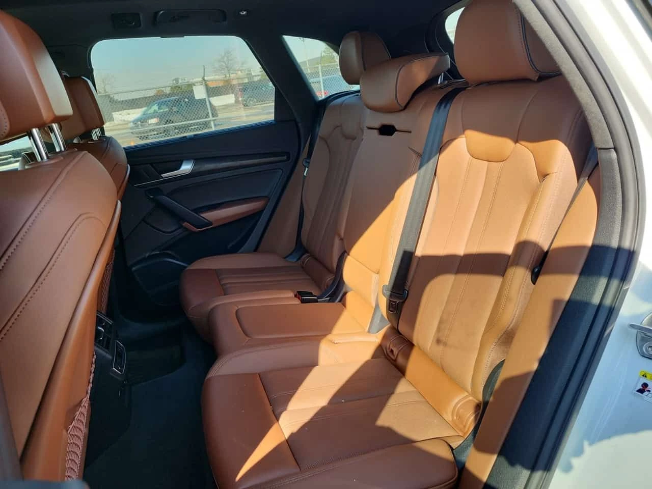 Audi Q5 TECHNIK| ОБДУХВАНЕ| 360| ТЕРМО КЪПХОЛДЪР| PANO| , снимка 13 - Автомобили и джипове - 54226648