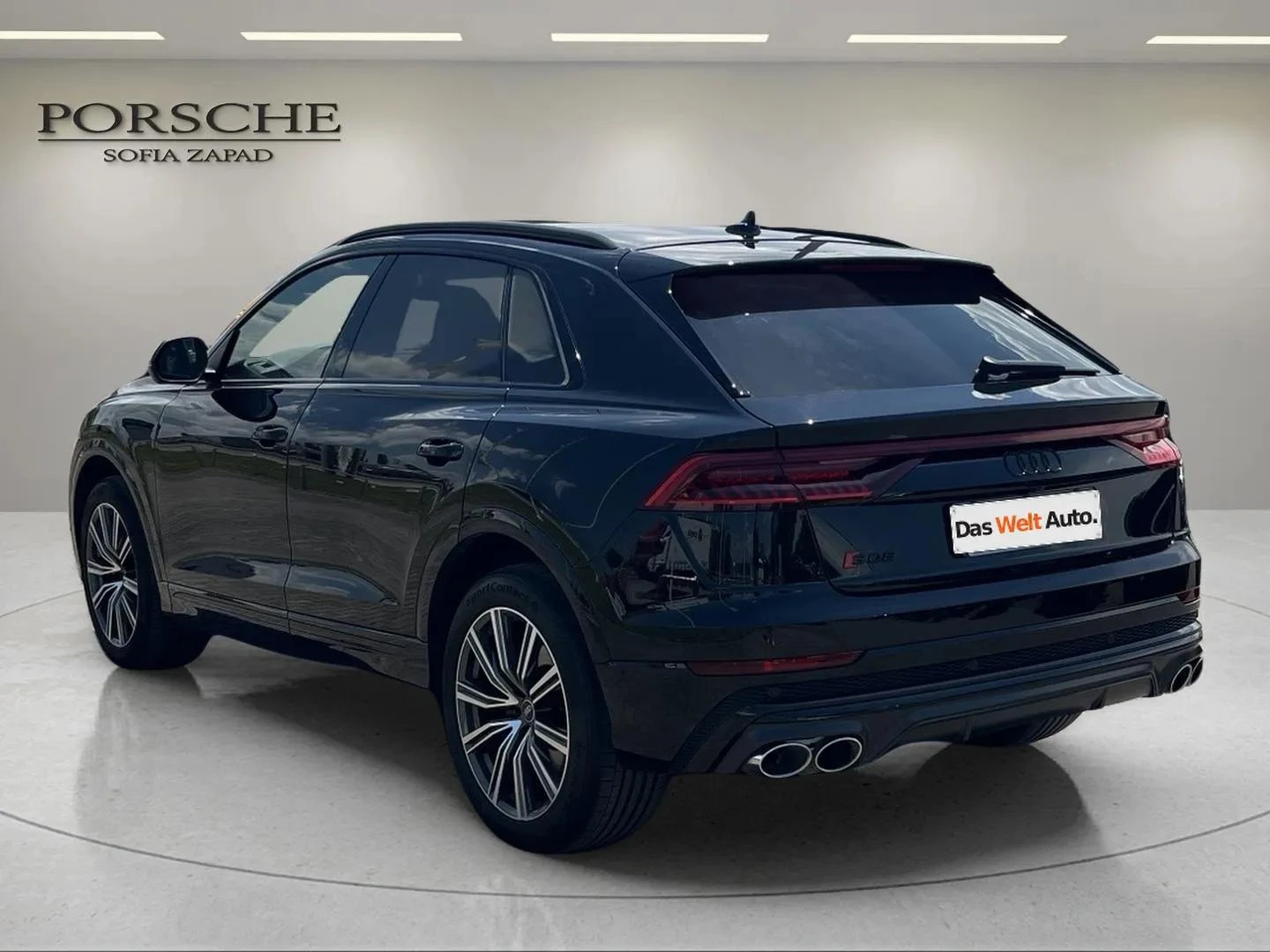 Audi SQ8, снимка 4 - Автомобили и джипове - 55176841