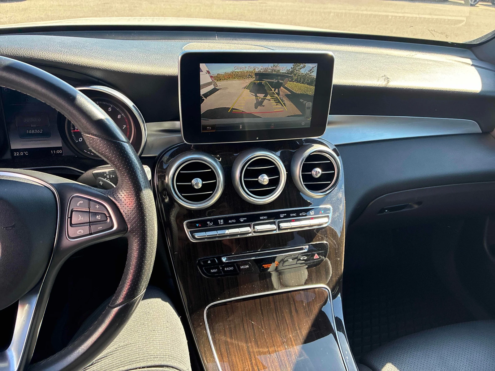 Mercedes-Benz GLC 300 * АВТОКРЕДИТ * ГЛАВНО ПРЕДСТАВИТЕЛСТВО, снимка 9 - Автомобили и джипове - 56132794