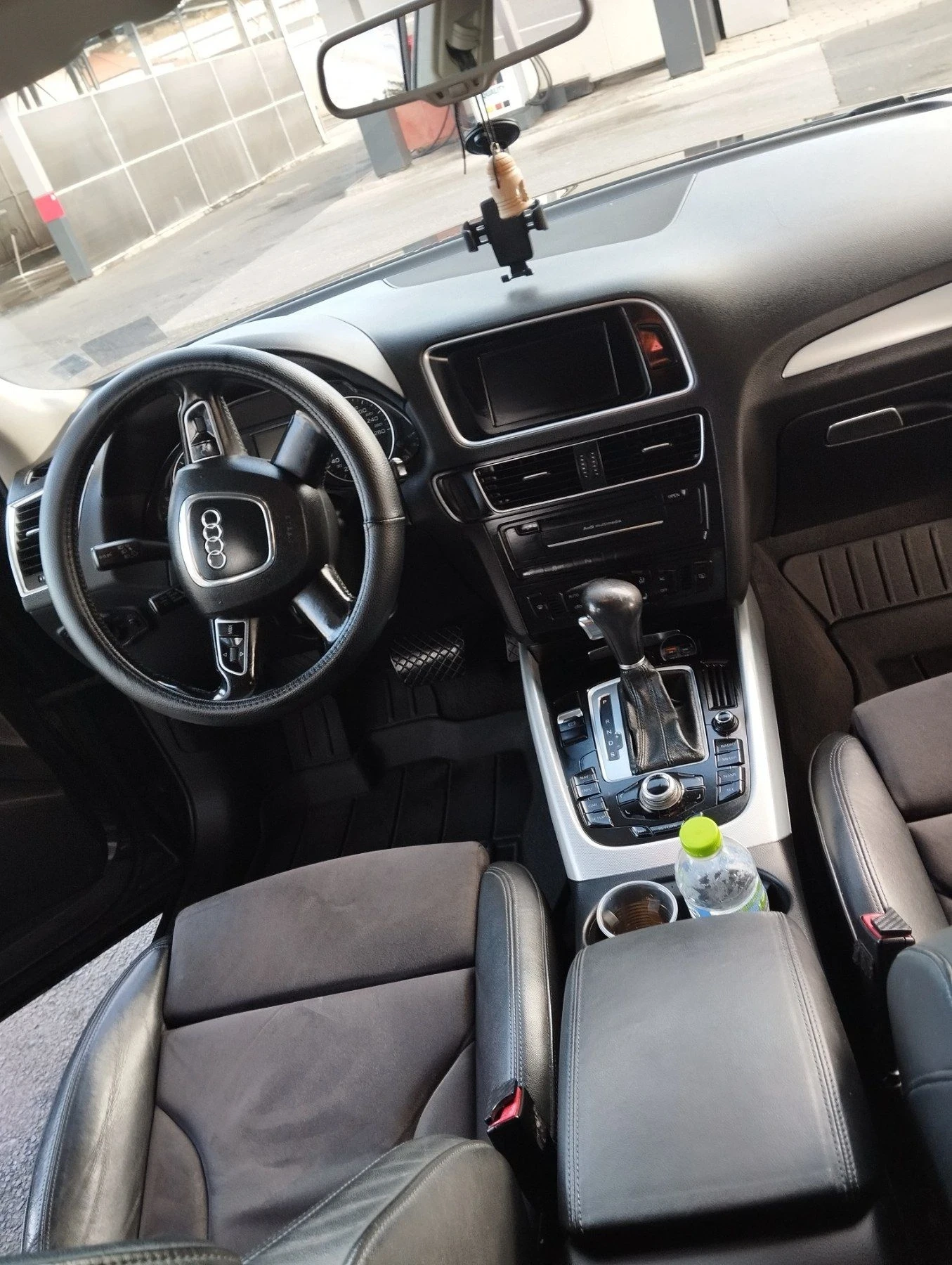 Audi Q5, снимка 12 - Автомобили и джипове - 56316480