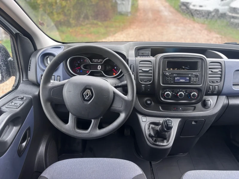 Renault Trafic MAXXI 2.0D, снимка 11 - Бусове и автобуси - 52202929