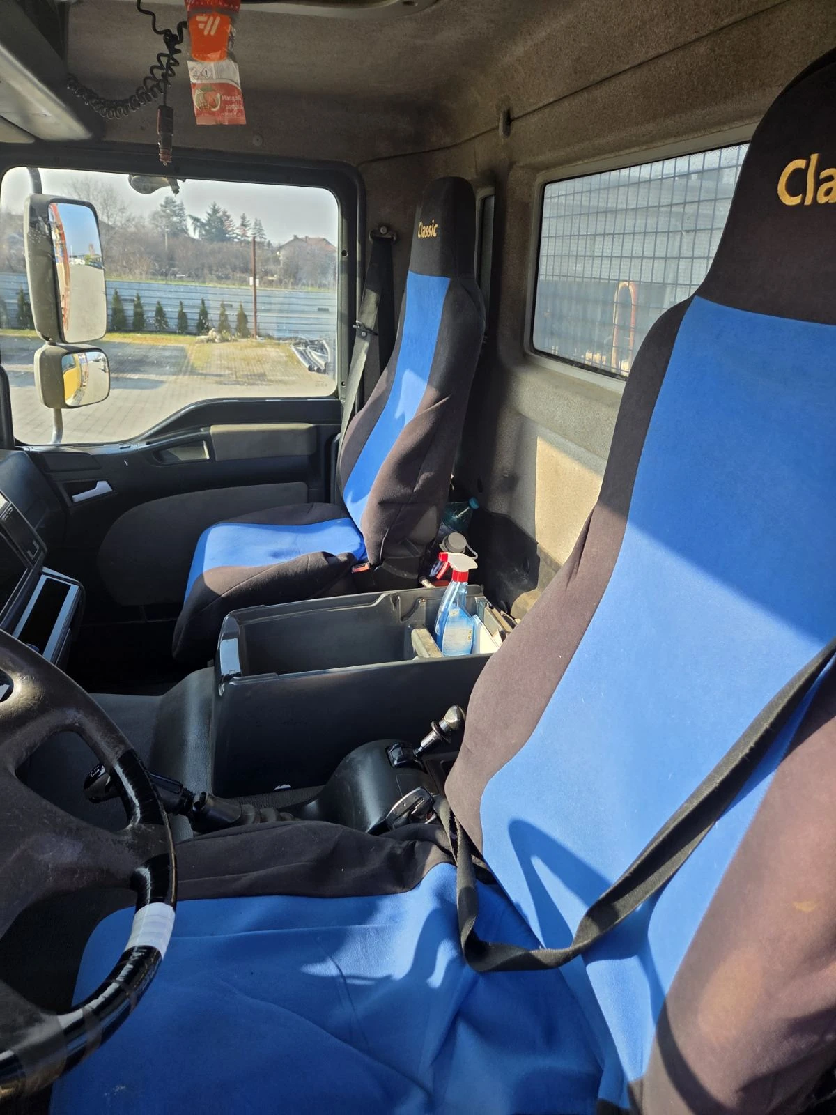 Man Tgm контейнеровоз за строителни отпадъци  - изображение 5