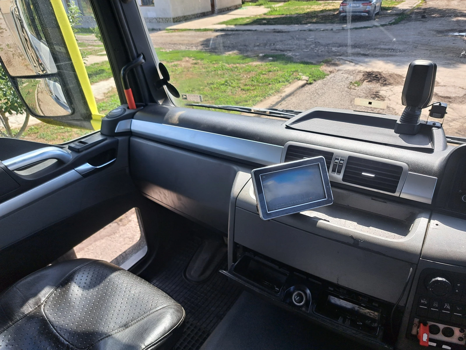 Man Tgs 32.400 - изображение 10