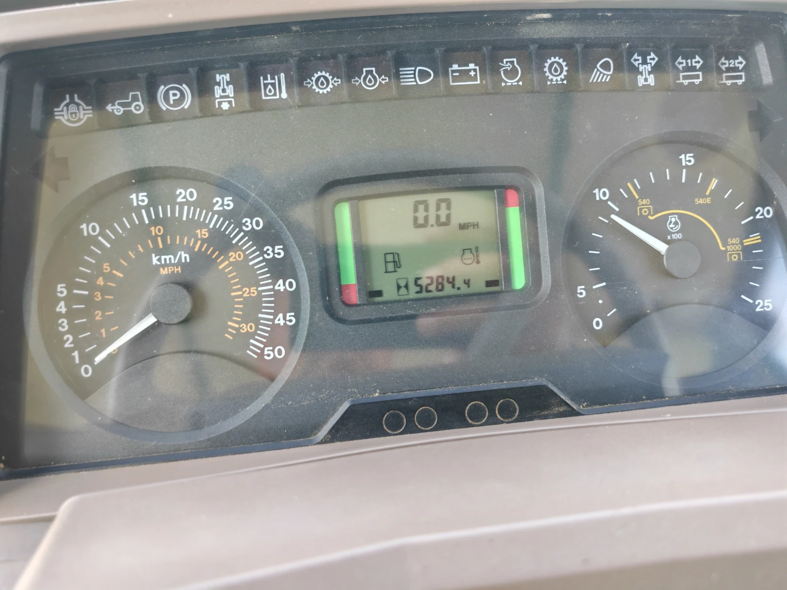 Трактор John Deere, снимка 12 - Селскостопанска техника - 54230475