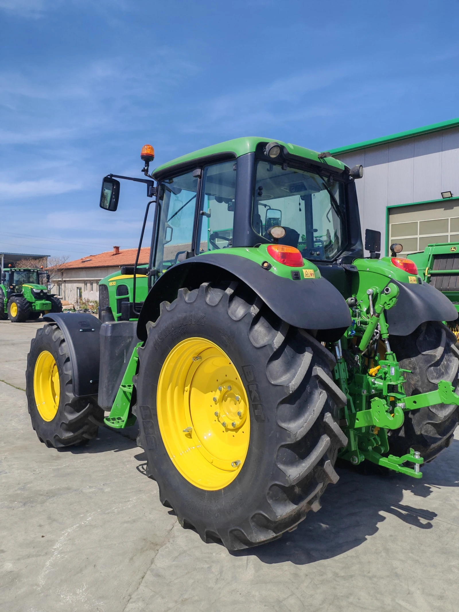 Трактор John Deere, снимка 11 - Селскостопанска техника - 54230475