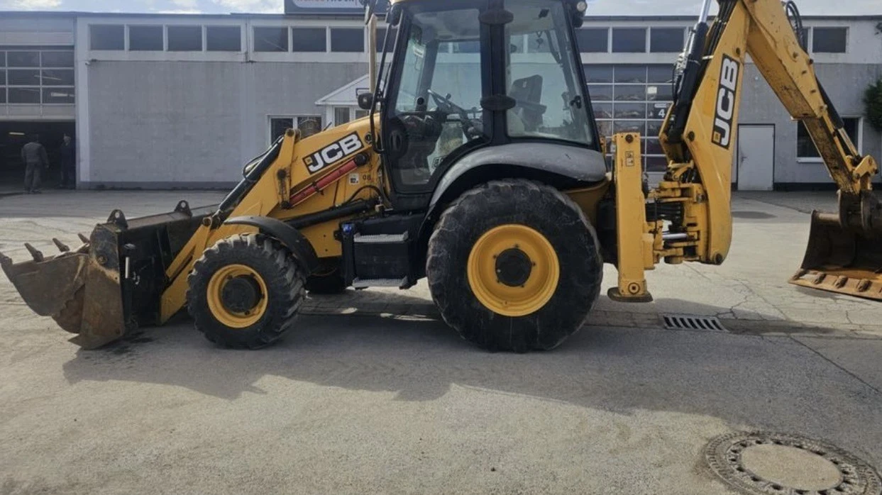Багер JCB 3CX ECO - 2017г. | 3058 м/ч | ТОП СЪСТОЯНИЕ, снимка 3 - Индустриална техника - 54921629