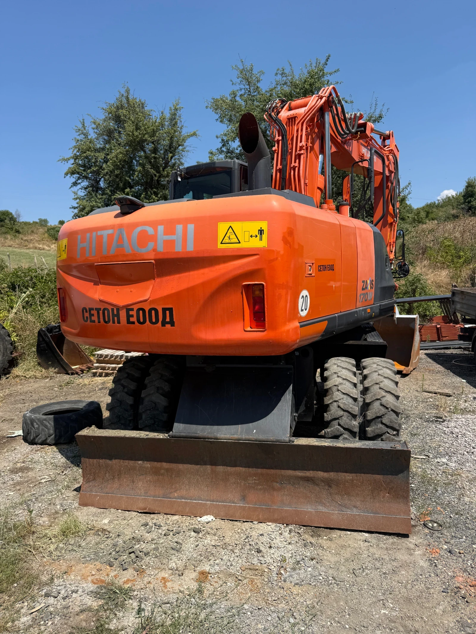Багер Hitachi 170W, снимка 7 - Индустриална техника - 55545095