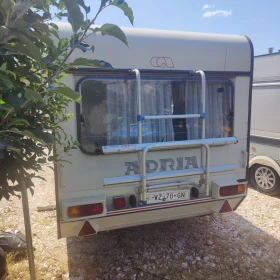 Каравана Adria 380, снимка 4