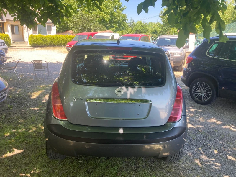 Lancia Ypsilon 1.2i klima , снимка 5 - Автомобили и джипове - 46550501