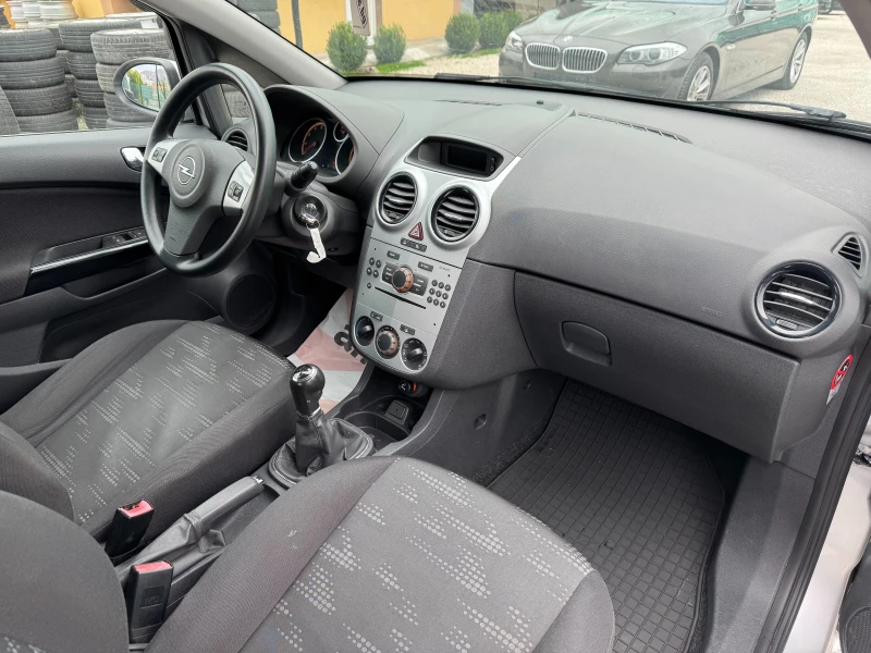 Opel Corsa 1.2i ecotec euro 5, снимка 13 - Автомобили и джипове - 47520998