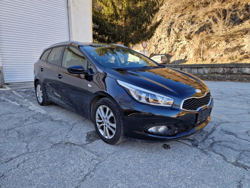 Kia Ceed 1.6CRDI , снимка 3 - Автомобили и джипове - 49425924