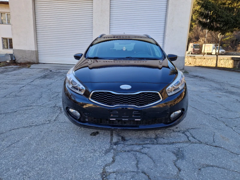 Kia Ceed 1.6CRDI , снимка 2 - Автомобили и джипове - 49425924