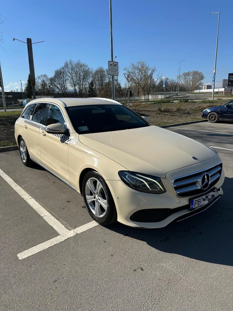 Mercedes-Benz E 200, снимка 8 - Автомобили и джипове - 52881649