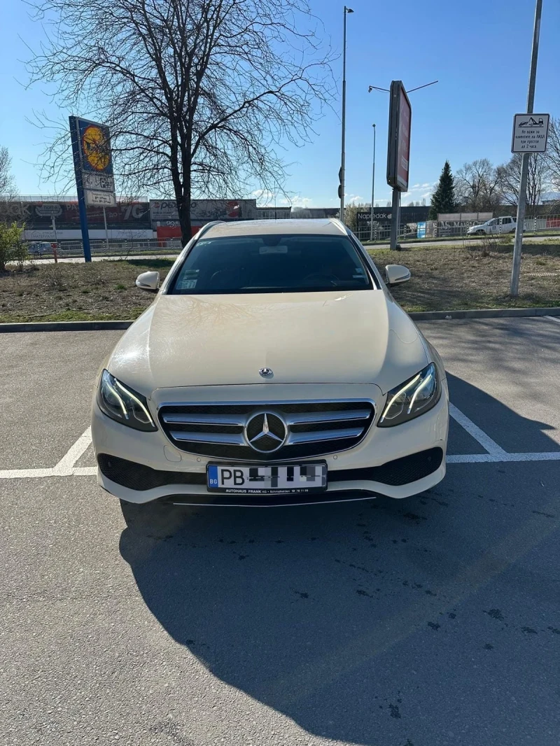 Mercedes-Benz E 200, снимка 2 - Автомобили и джипове - 52881649