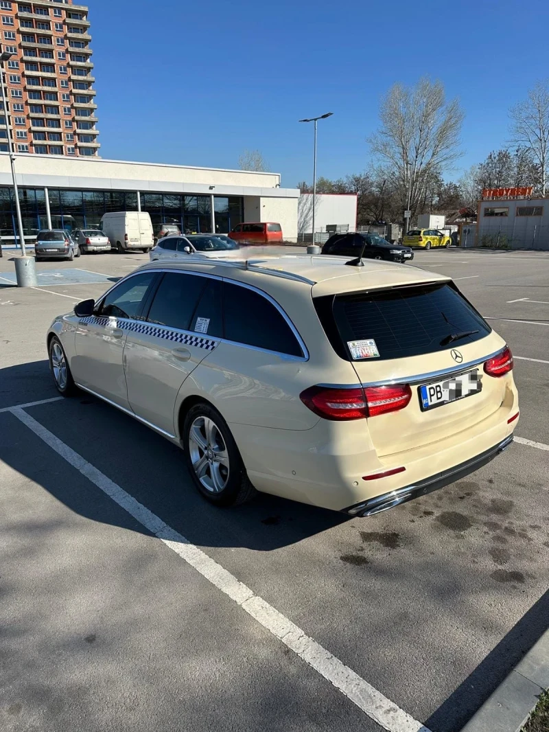 Mercedes-Benz E 200, снимка 6 - Автомобили и джипове - 52881649