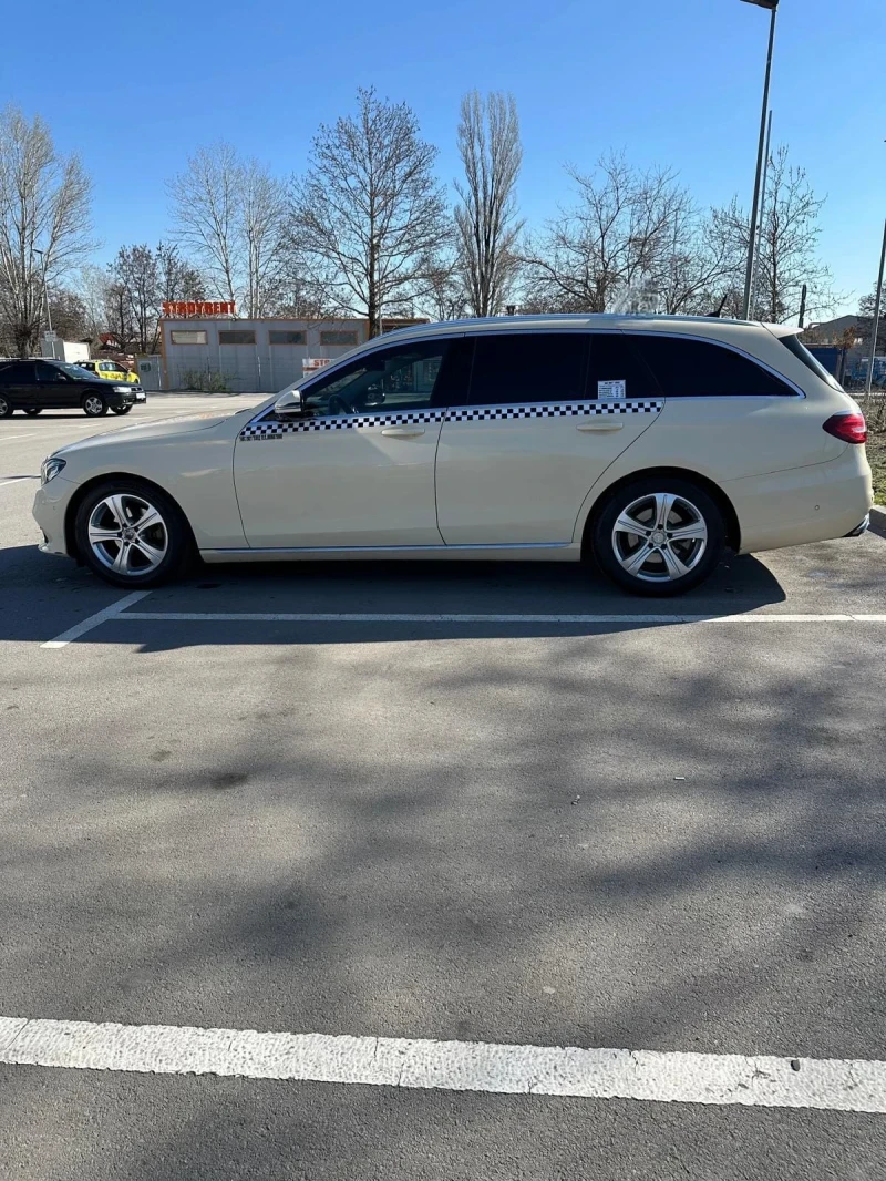 Mercedes-Benz E 200, снимка 7 - Автомобили и джипове - 52881649