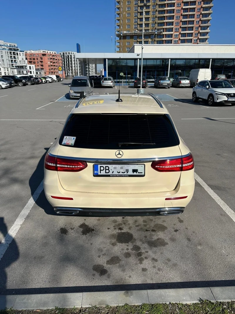 Mercedes-Benz E 200, снимка 5 - Автомобили и джипове - 52881649