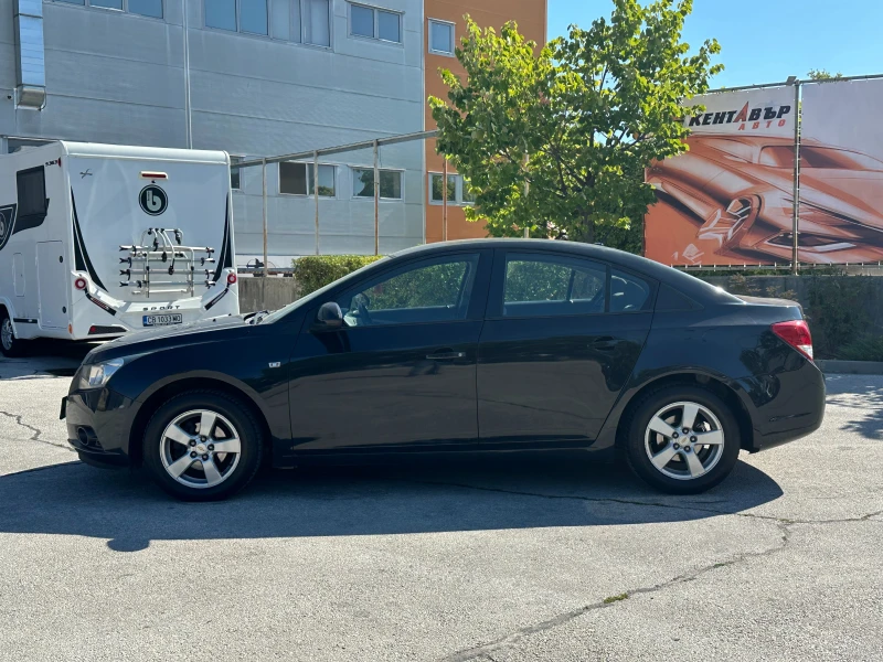 Chevrolet Cruze 1.6i 113 к.с., снимка 2 - Автомобили и джипове - 51480354