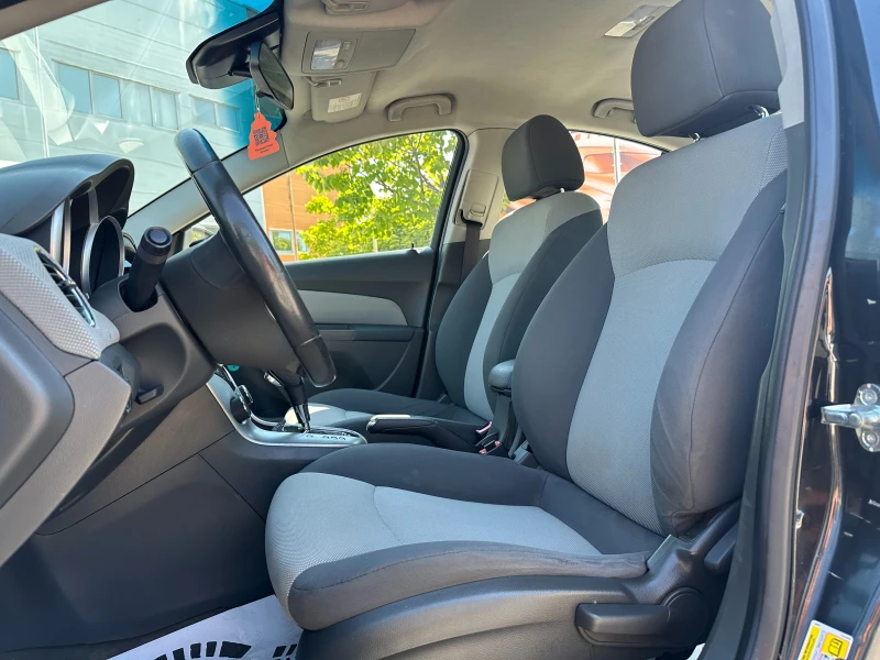 Chevrolet Cruze 1.6i 113 к.с., снимка 8 - Автомобили и джипове - 51480354