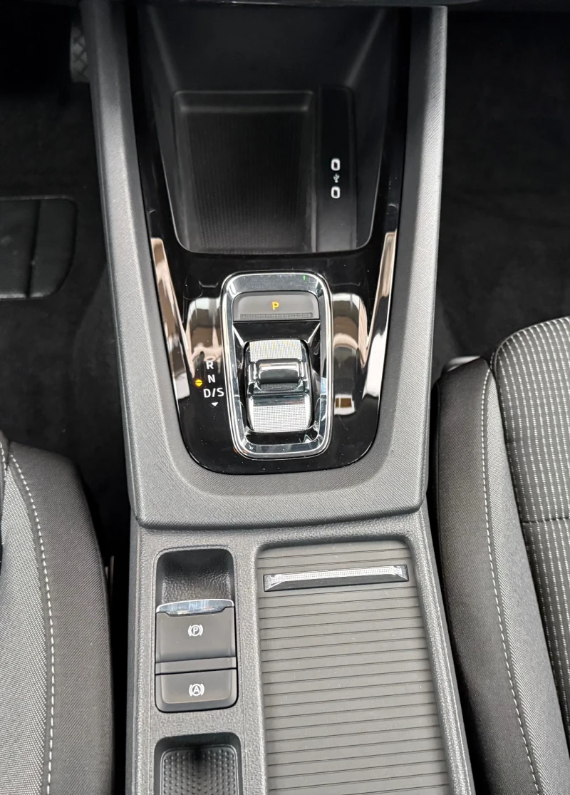 Skoda Octavia 2.0TDI 150kc 2022 Отлично състояние, снимка 16 - Автомобили и джипове - 52674097