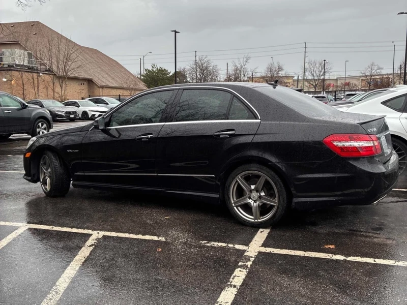 Mercedes-Benz E 500 2012 4MATIC * БЕЗ ПЪРВОНАЧАЛНА ВНОСКА, снимка 3 - Автомобили и джипове - 52836644