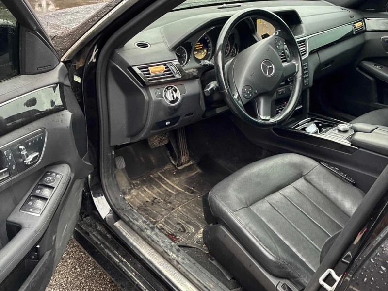 Mercedes-Benz E 500 2012 4MATIC * БЕЗ ПЪРВОНАЧАЛНА ВНОСКА, снимка 7 - Автомобили и джипове - 52836644