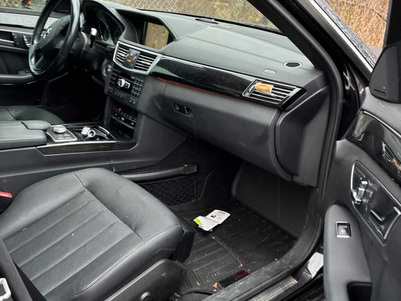 Mercedes-Benz E 500 2012 4MATIC * БЕЗ ПЪРВОНАЧАЛНА ВНОСКА, снимка 12 - Автомобили и джипове - 52836644