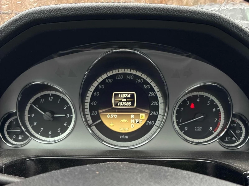 Mercedes-Benz E 500 2012 4MATIC * БЕЗ ПЪРВОНАЧАЛНА ВНОСКА, снимка 8 - Автомобили и джипове - 52836644