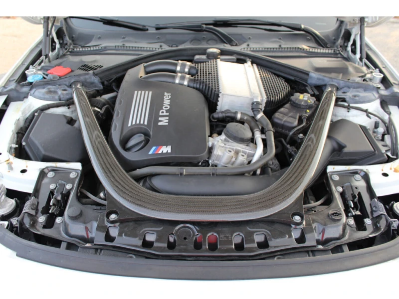 BMW M4 * Coupe * CARFAX * ЦЕНА ДО БГ, снимка 17 - Автомобили и джипове - 52851370