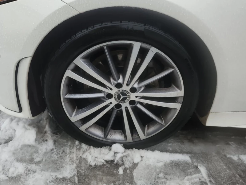 Mercedes-Benz CLS * 450 * CARFAX * БЕЗ ПЪРВОНАЧАЛНА ВНОСКА, снимка 6 - Автомобили и джипове - 53021538