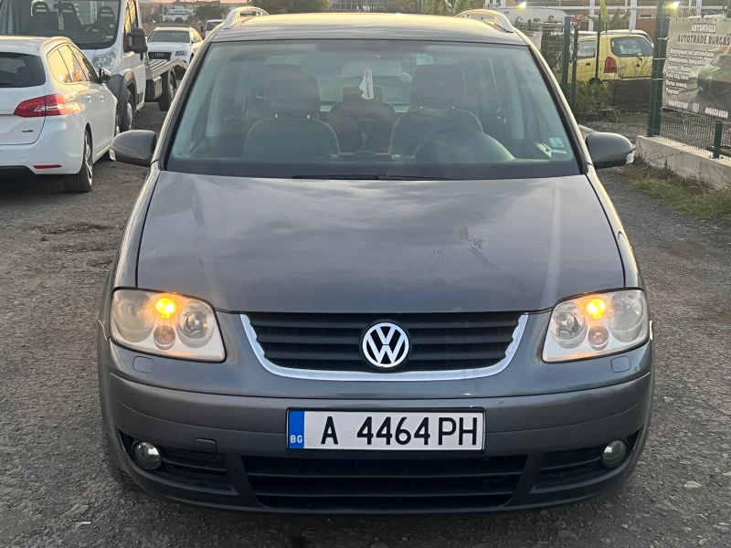 VW Touran 2.0TDI, снимка 2 - Автомобили и джипове - 53039685