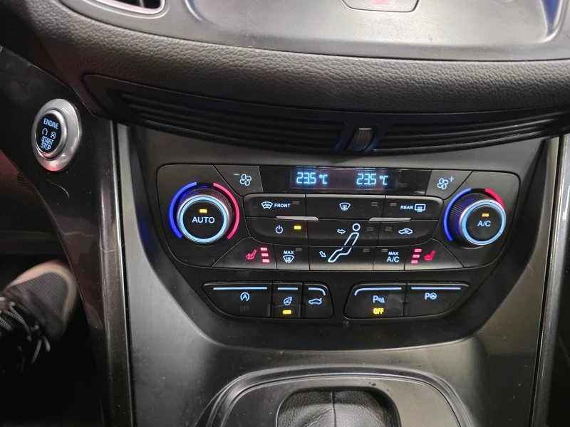 Ford C-max 1.5 бензин | Автоматик | Топ състояние , снимка 12 - Автомобили и джипове - 53058145