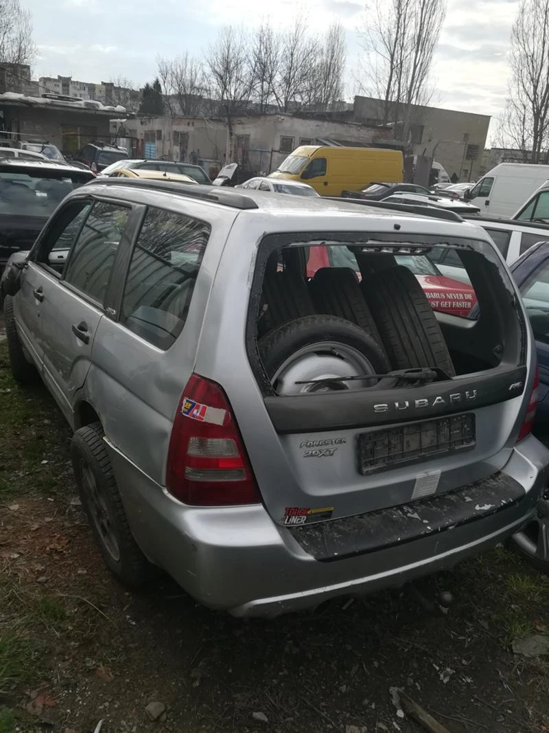 Subaru Forester 2.0XT TURBO, снимка 2 - Автомобили и джипове - 47559253