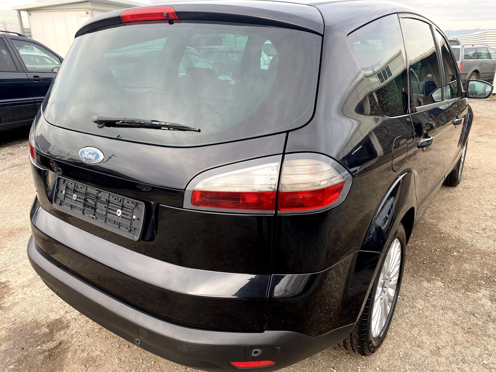 Ford S-Max 1.8TDCI Titanium 245х.км Italy - изображение 3