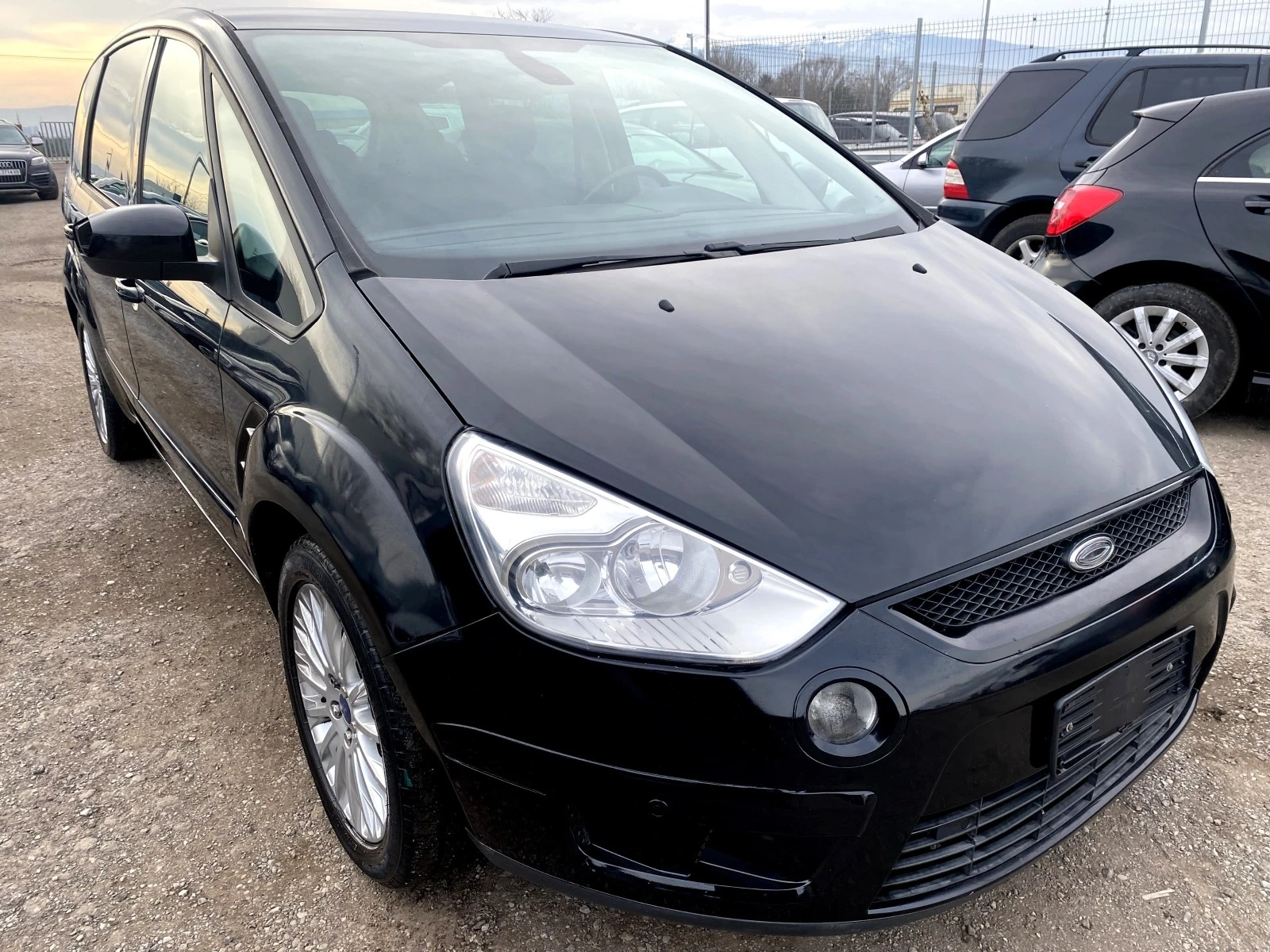 Ford S-Max 1.8TDCI Titanium 245х.км Italy - [1] 