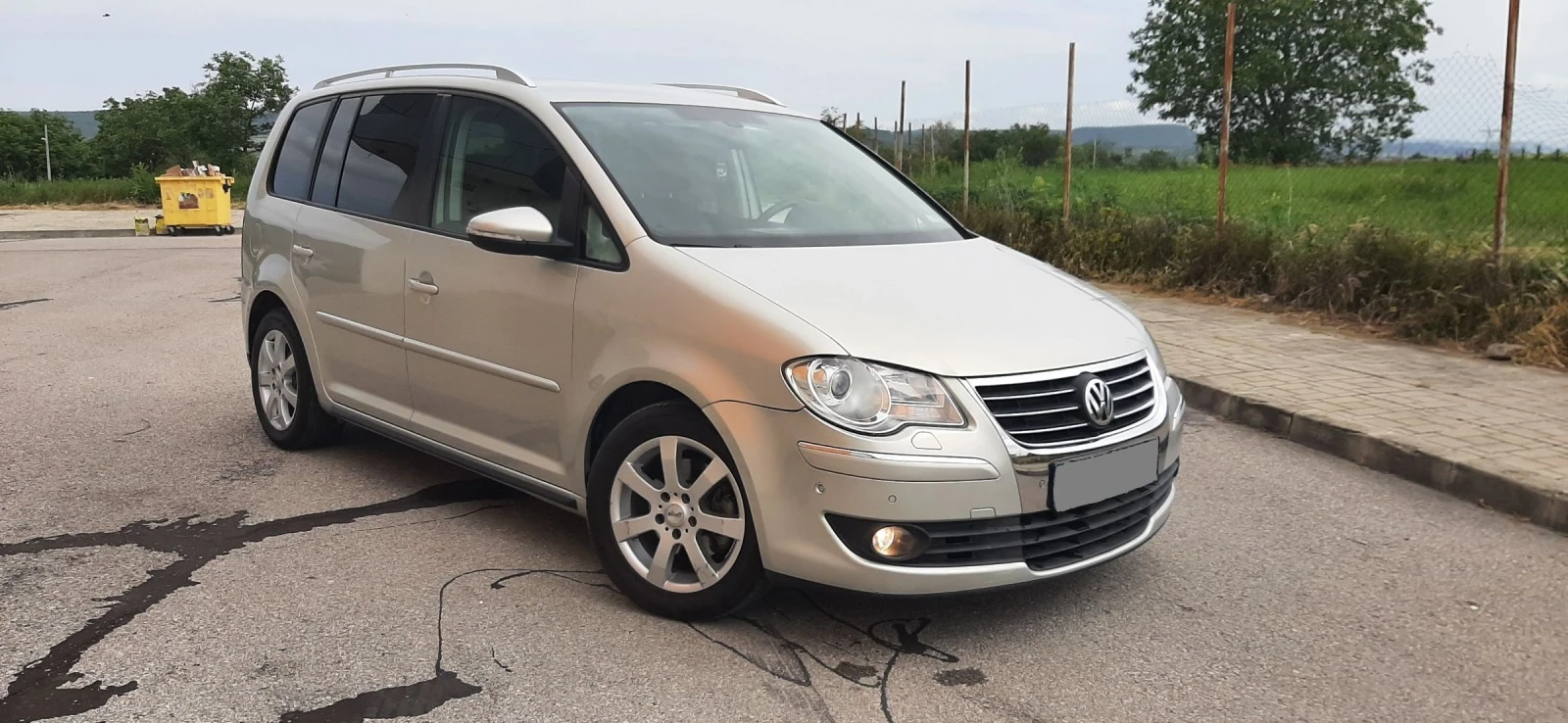 VW Touran 1.9  TDi 105 к.с High-line  - изображение 4