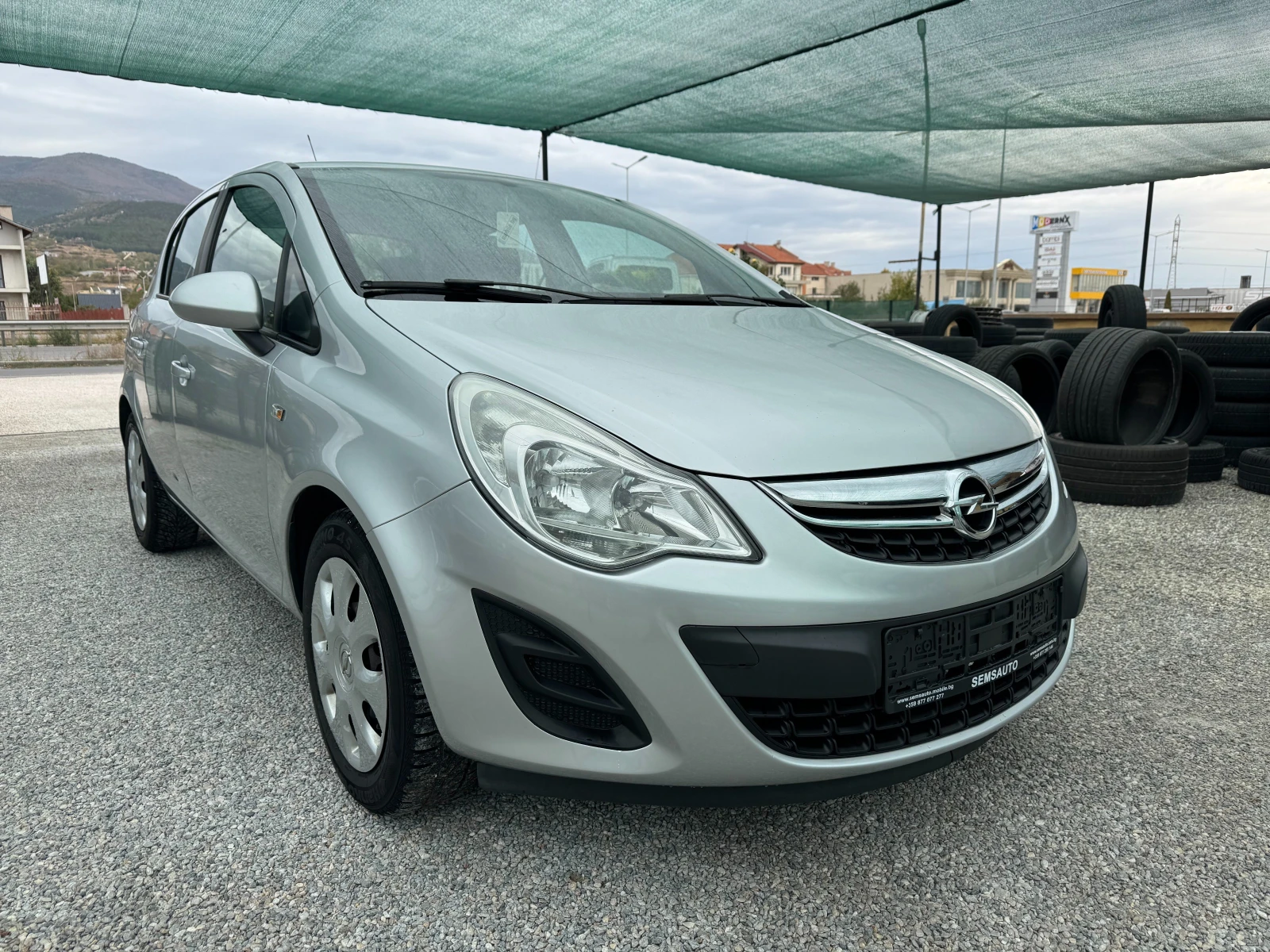 Opel Corsa 1.2i ecotec euro 5 - изображение 3