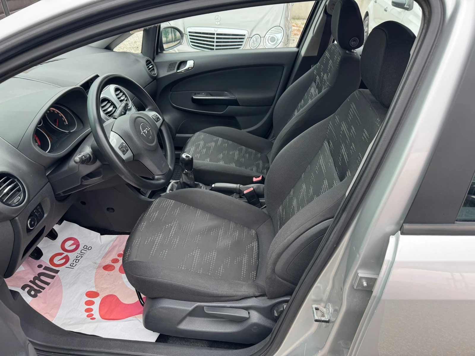 Opel Corsa 1.2i ecotec euro 5 - изображение 10