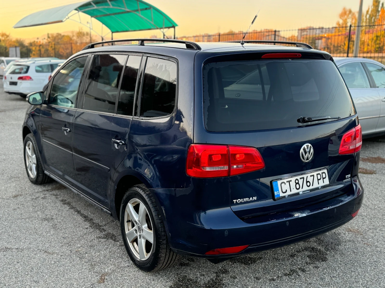 VW Touran 1.4 TSI Фабричен Метан Автоматик - изображение 5