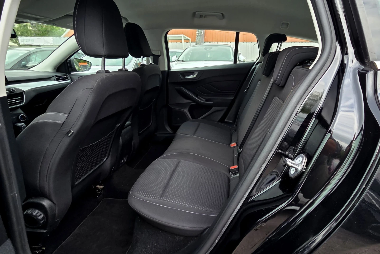 Ford Focus 12.2019/109 000/ПЪЛНА СЕРВИЗНА ИСТОРИЯ - изображение 9