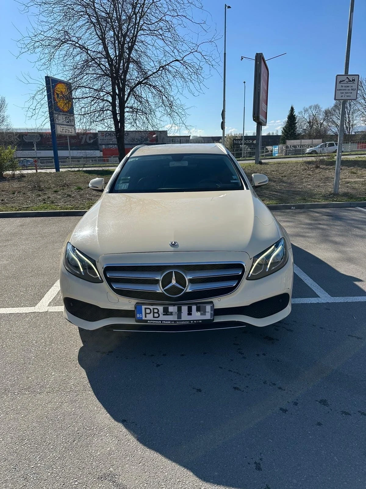 Mercedes-Benz E 200  - изображение 2