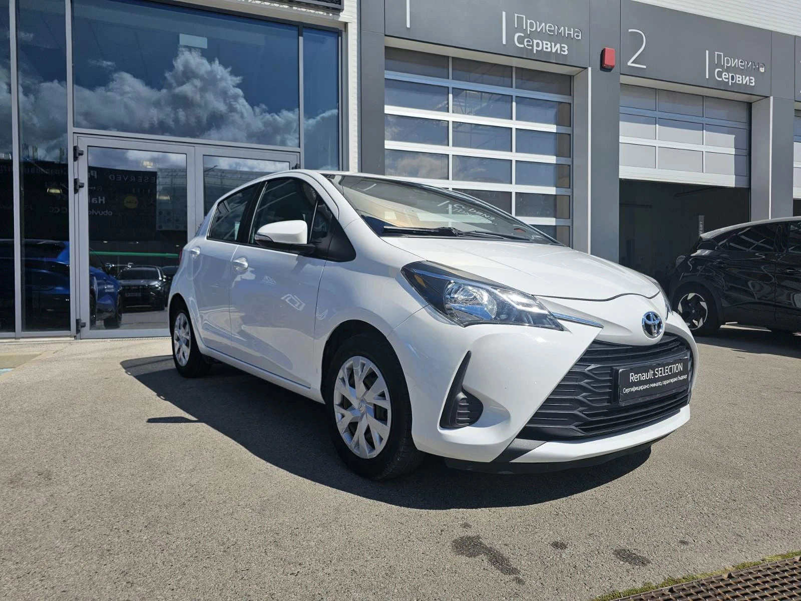 Toyota Yaris TCe 111 hp - изображение 2