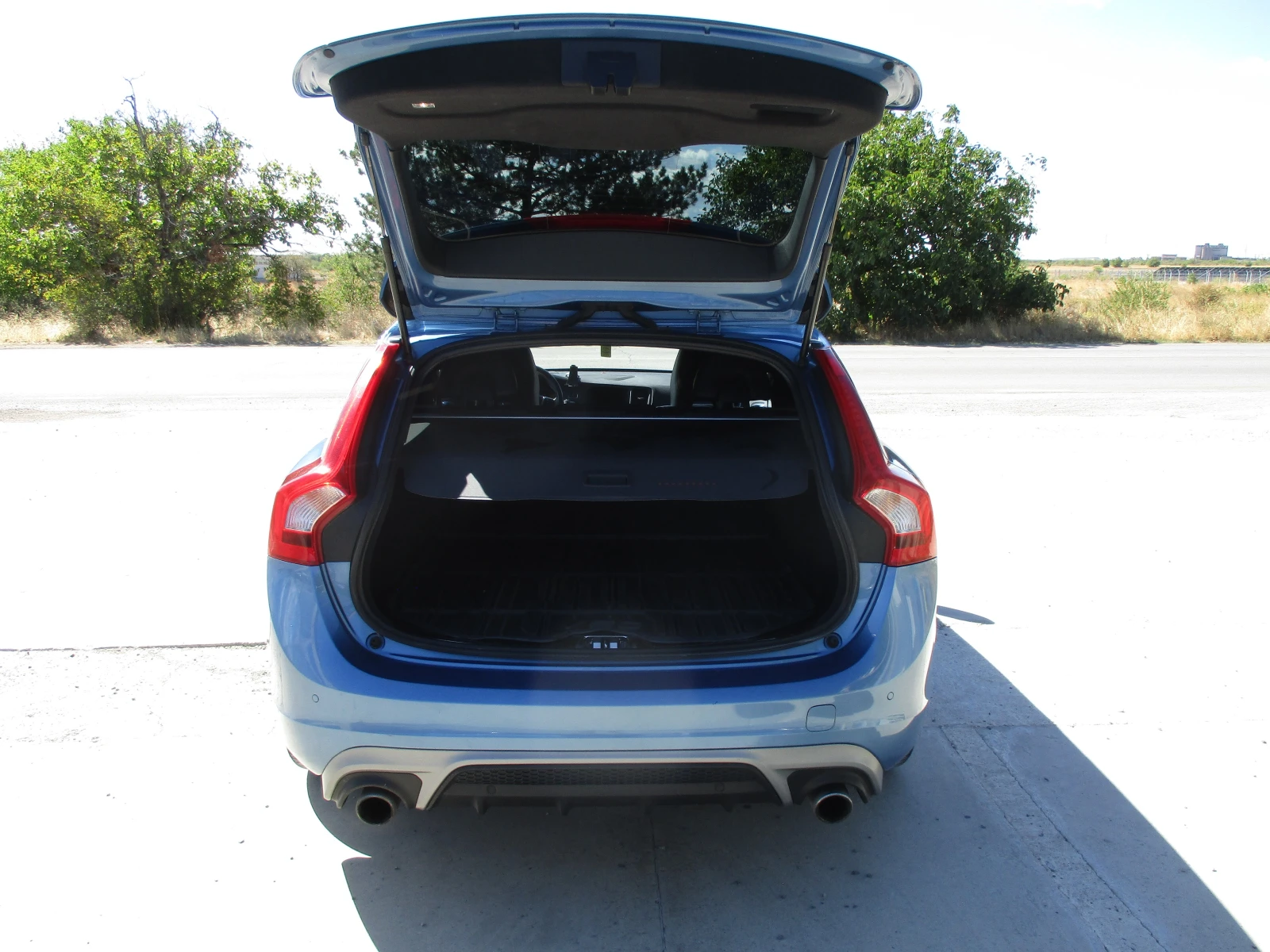 Volvo V60 2.0//190/R-DESIGN/-/ / | Mobile.bg   16