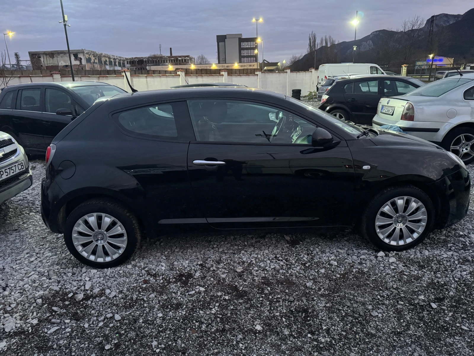 Alfa Romeo MiTo 1.4i 6ck KLIMA 132000km - изображение 6