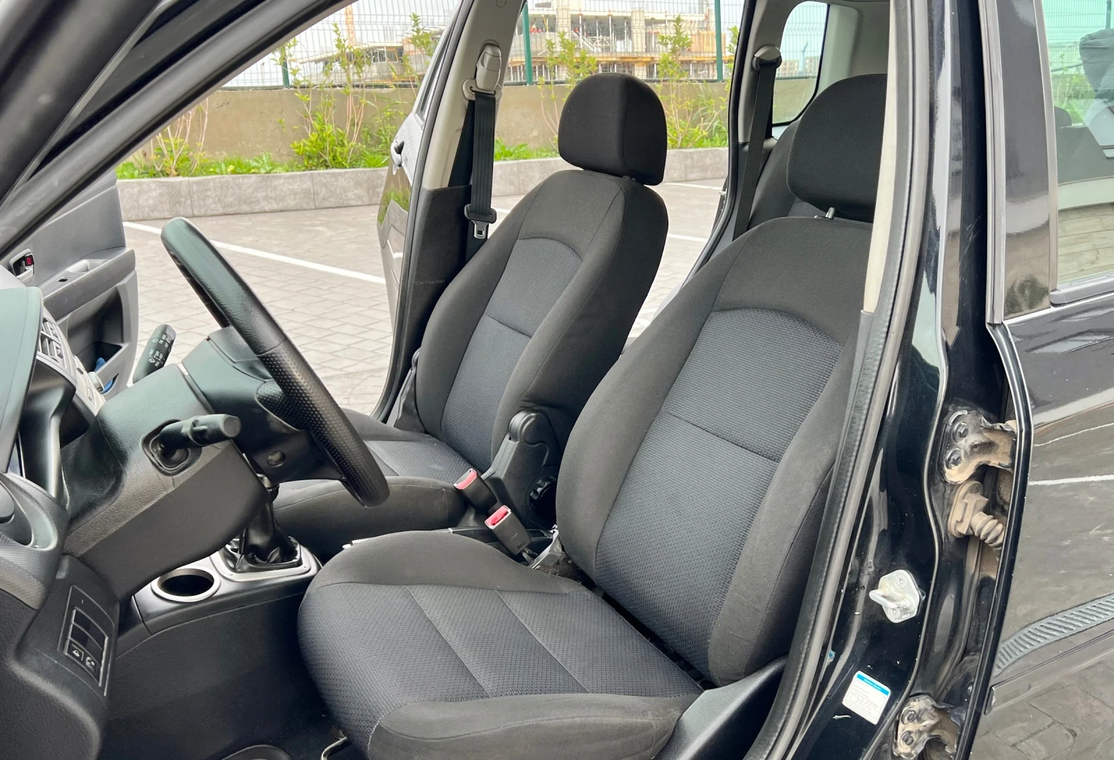 Mazda 2 1.4i 2007  | Mobile.bg   10