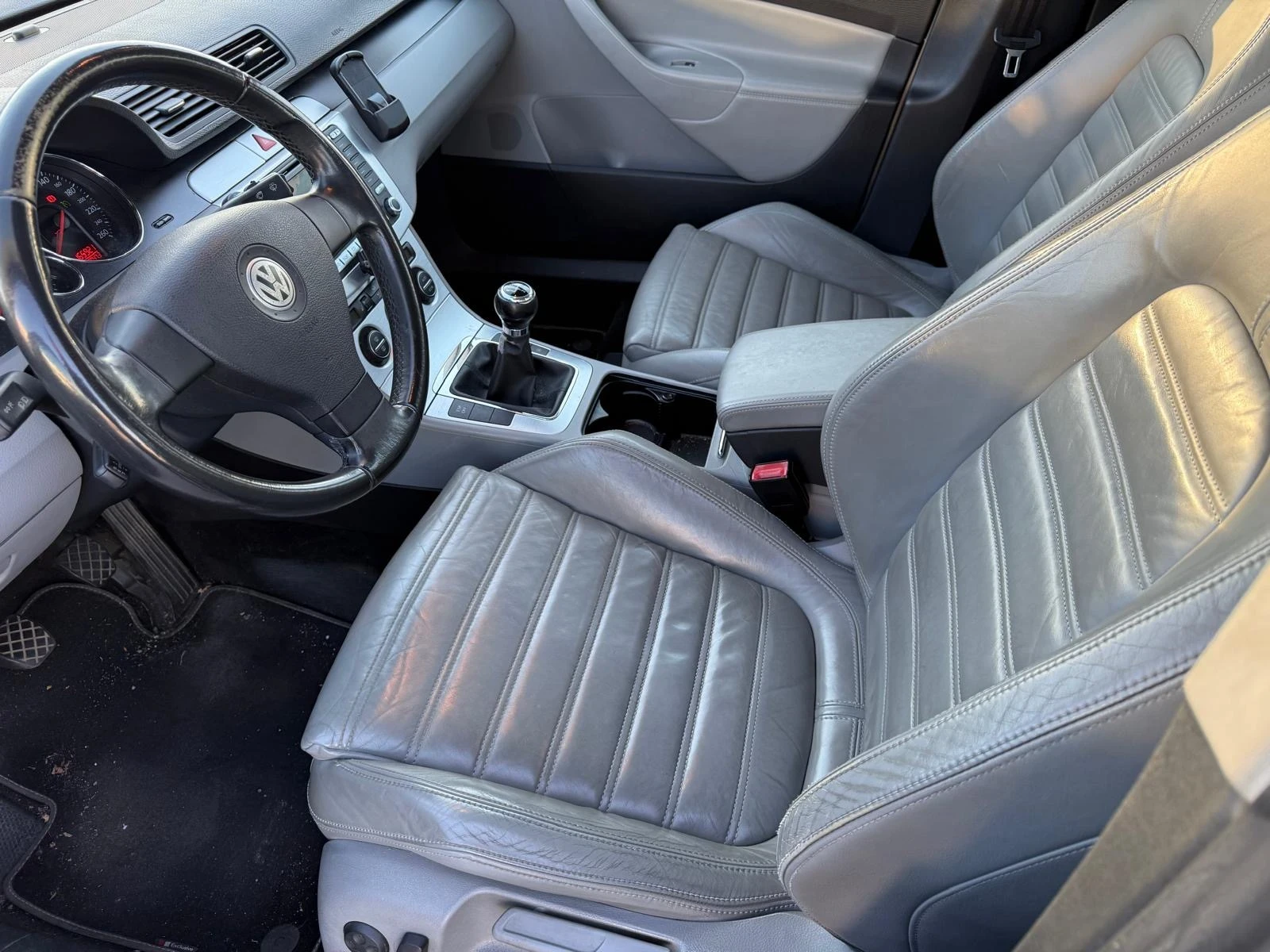 VW Passat 2.0TDI 170kc 6ck Highline 165000km - изображение 9