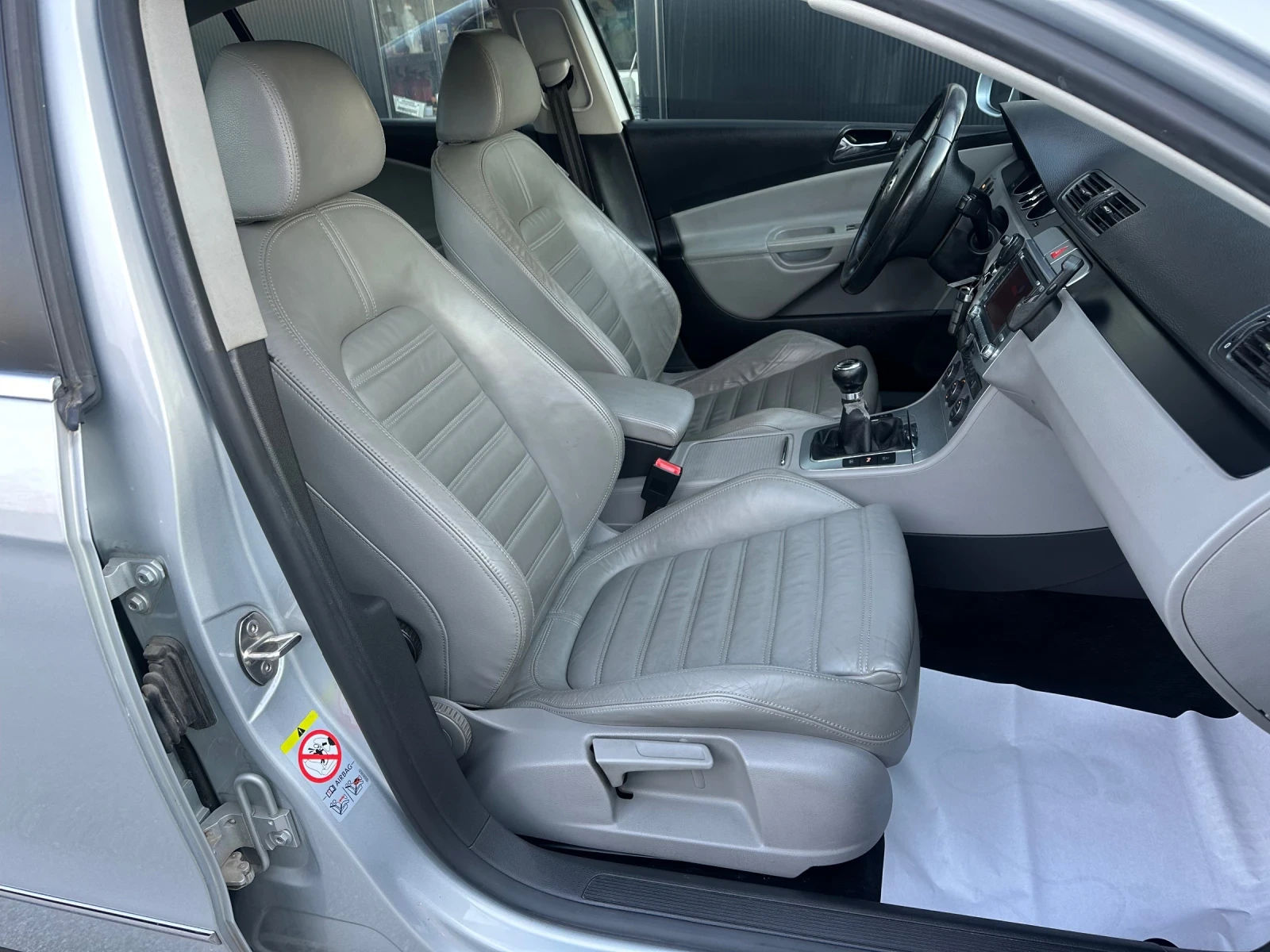 VW Passat 2.0TDI 170kc 6ck Highline 165000km | Mobile.bg � ����������� 11