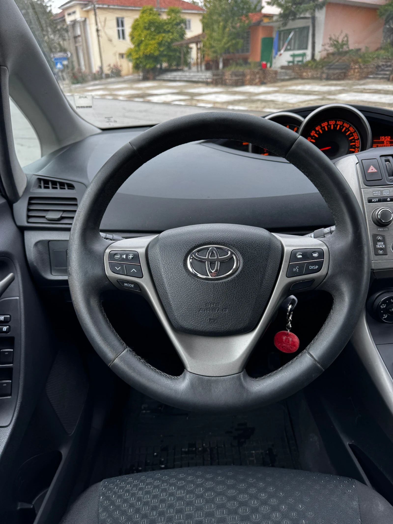 Toyota Corolla verso 2.0 D4D | Mobile.bg � ����������� 11